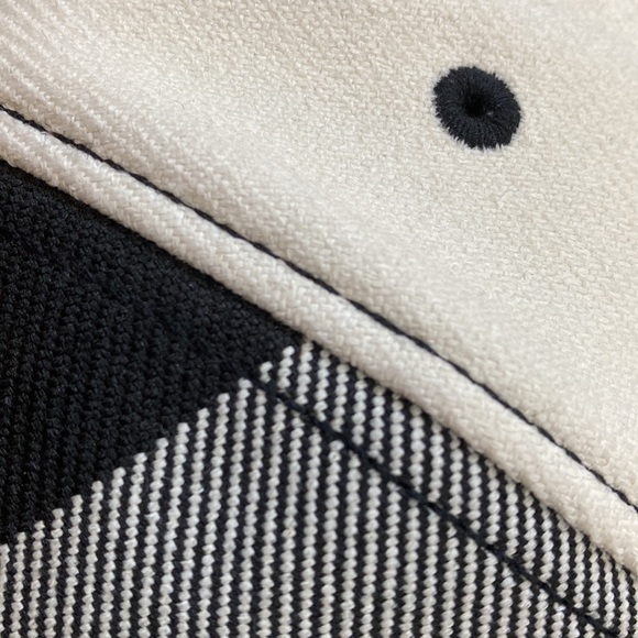 NEW Rare Lululemon fall winter hat cap reflectiv black white fleece lined baller - Picture 5 of 11